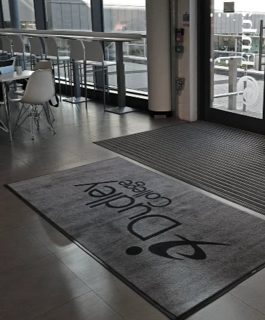 Logo Mats