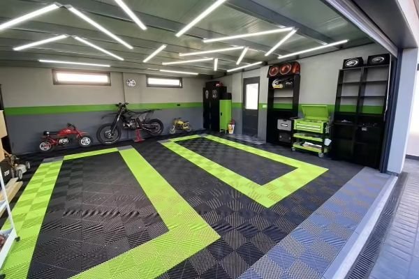 Interlocking PVC Tiles