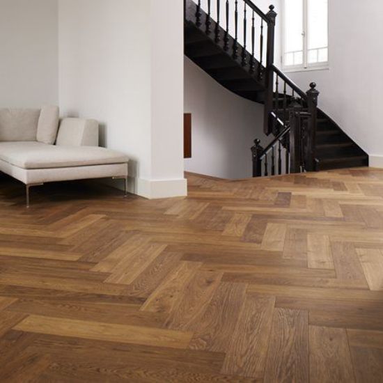 Natural oak herringbone stair landing
