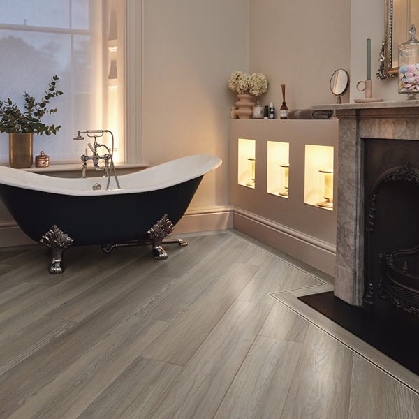 Bellota Oak Plank Installed in Bathroom