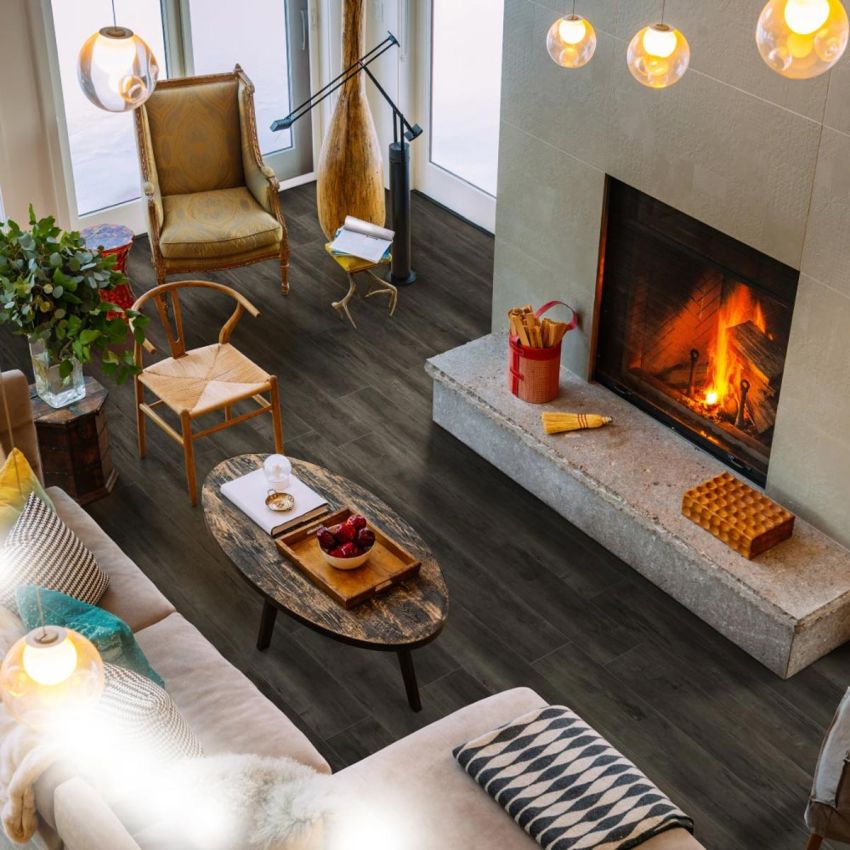 Cyrus Jenta Black Flooring