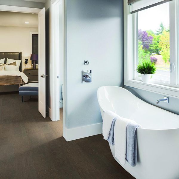 Grafite Cork Flooring in Bathroom