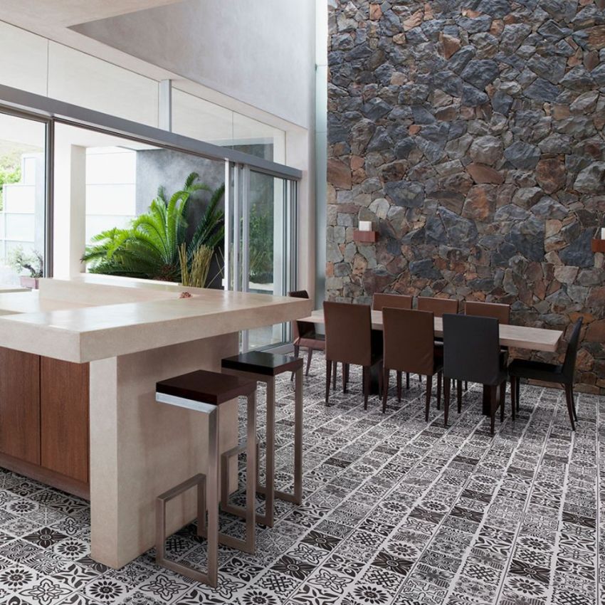 Windsor Crest Black Flooring